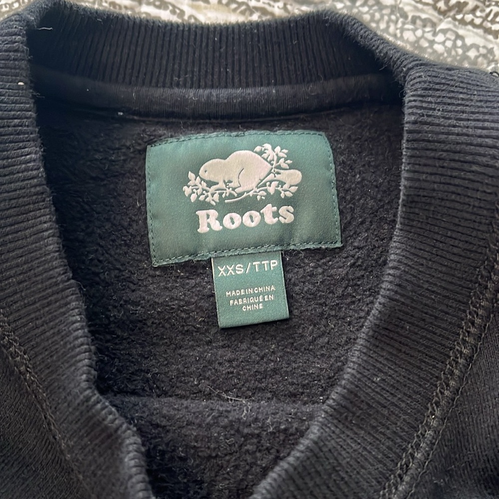 Ladies Roots Crewneck - Picture 2 of 3